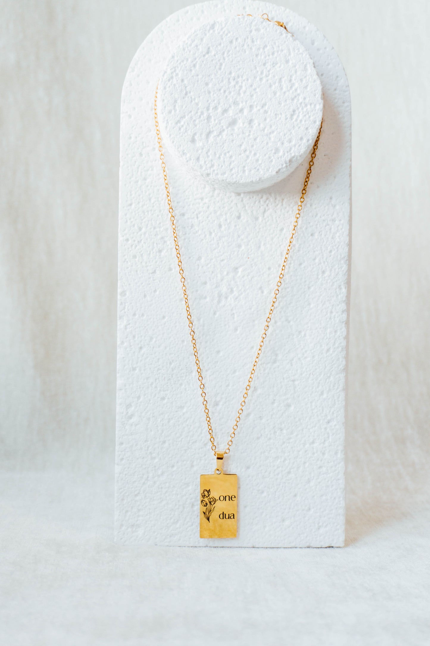 One Dua Necklace