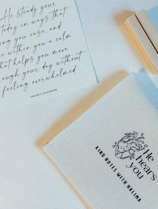 He Hears You | desk dua set